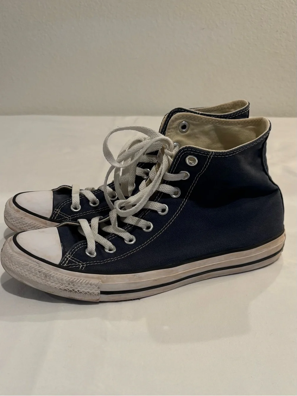 Converse excellent used